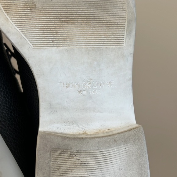 Thom Browne Pebble Grain Leather Black Blucher Contrast Sole Derbys - Picture 10 of 13